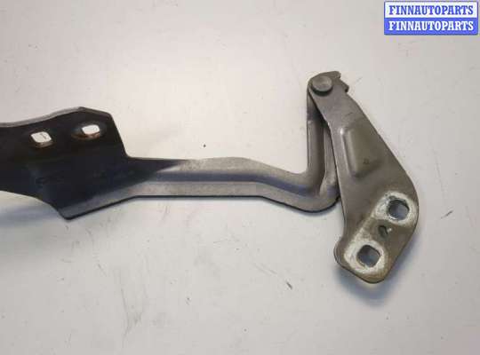 Петля капота