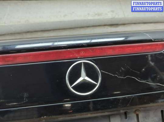 Стекло заднее на Mercedes-Benz C (W203)