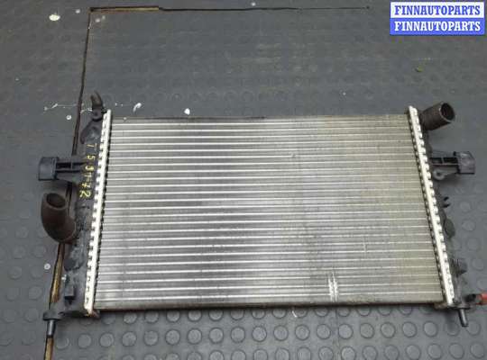 Радиатор охлаждения двигателя OP2352748 на Opel Astra G 1998-2005