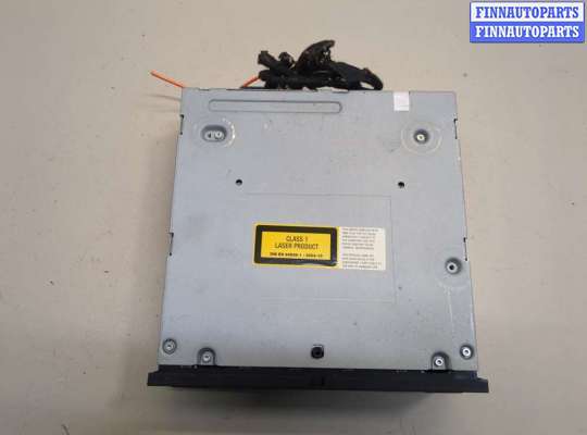 CD-чейнджер на Audi A8 (D4, 4H)