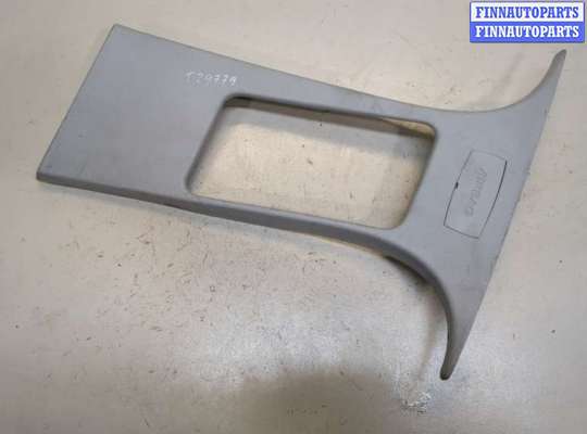 Обшивка центральной стойки FO1989843 на Ford Focus 2 2005-2008
