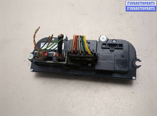 купить Переключатель отопителя (печки) на Volkswagen Tiguan 2011-2016