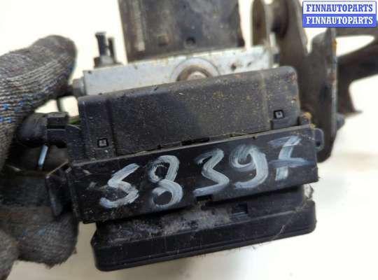 Блок ABS на Volkswagen Touran I (1T)