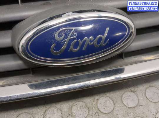 купить Решетка радиатора на Ford Kuga 2008-2012