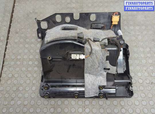 купить Бардачок (вещевой ящик) на Audi SQ5 2013-2017