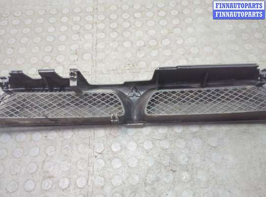 купить Решетка радиатора на Mitsubishi Galant 1997-2003