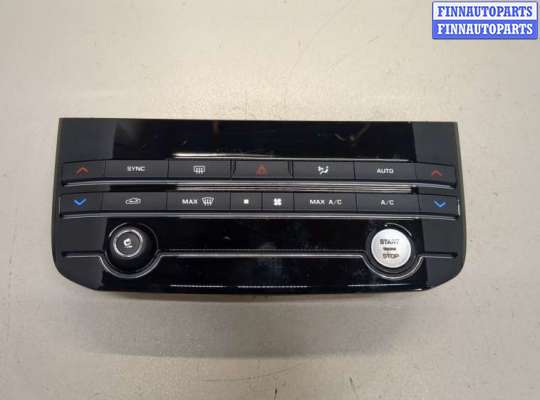 Переключатель отопителя (печки) JR78208 на Jaguar XE 2015-