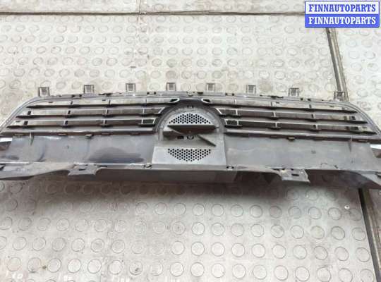 купить Решетка радиатора на Opel Zafira B 2005-2014