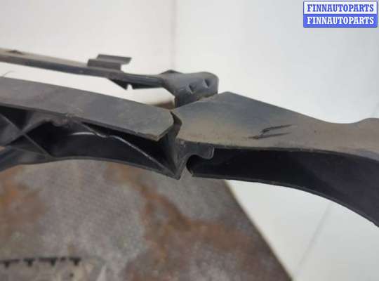 купить Рамка передняя (телевизор) на Hyundai i30 2007-2012