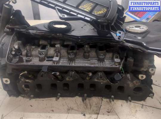 купить Головка блока (ГБЦ) на Renault Trafic 2014-2021