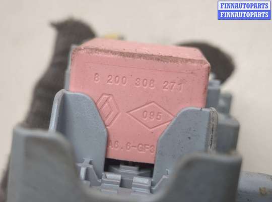 купить Блок предохранителей на Renault Megane 2 2002-2009
