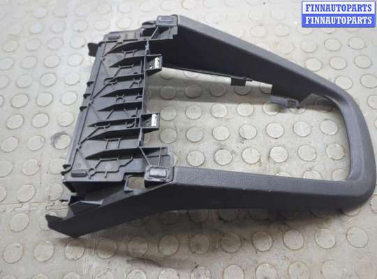 купить Пластик (обшивка) салона на Volkswagen Jetta 6 2010-2018