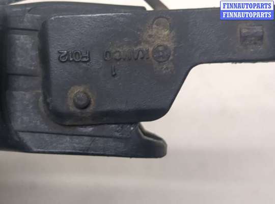 купить Щеткодержатель на Hyundai i30 2007-2012