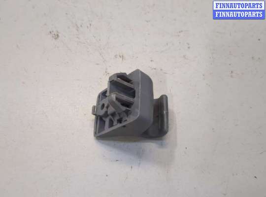 купить Кронштейн козырька солнцезащитного на KIA Sorento XM 2009-2021