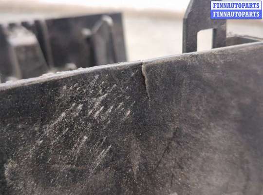 купить Корпус блока предохранителей на Cadillac Escalade 3 2006-2014