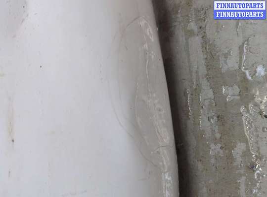 Капот на Mercedes-Benz Vito (W447)