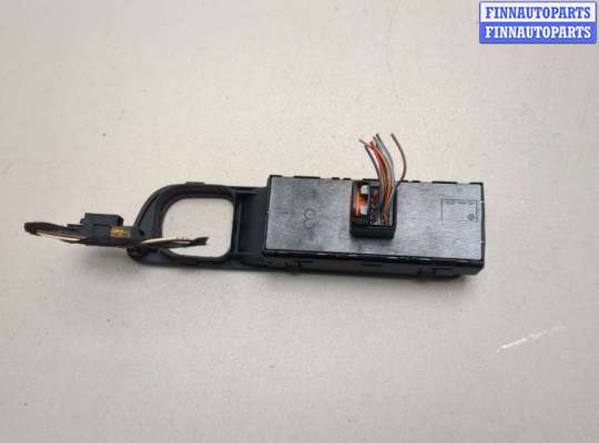 купить Кнопка стеклоподъемника (блок кнопок) на Volkswagen Tiguan 2011-2016