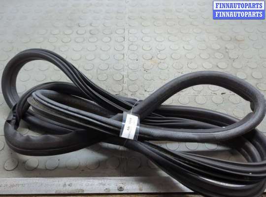 купить Уплотнитель на Citroen C4 2004-2010