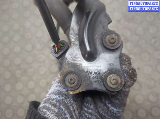 купить Насос водяной (помпа) на Volkswagen Golf 7 2012-2020