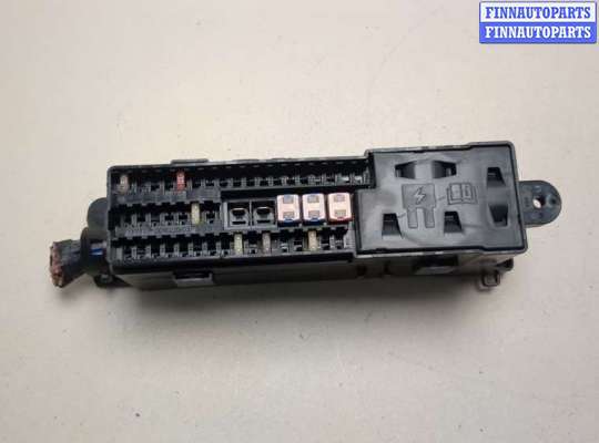 Блок предохранителей FO2141577 на Ford Escape 2015-2019