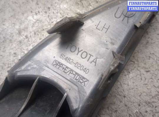купить Заглушка (решётка) бампера на Toyota Auris E15 2006-2012