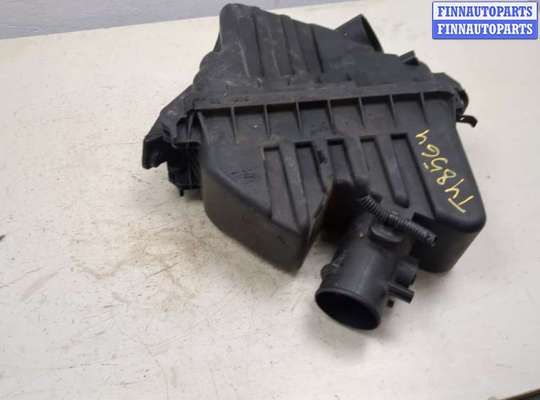 купить Корпус воздушного фильтра на Toyota Yaris 2005-2011