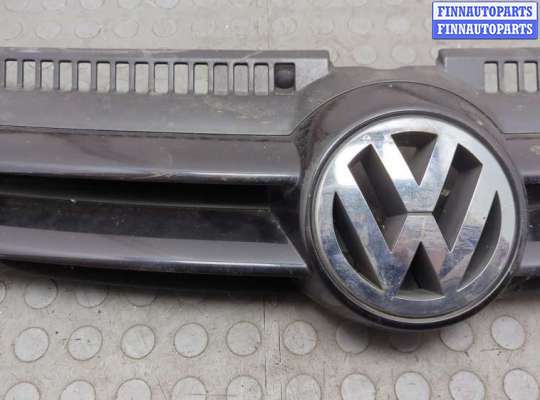 купить Решетка радиатора на Volkswagen Golf Plus