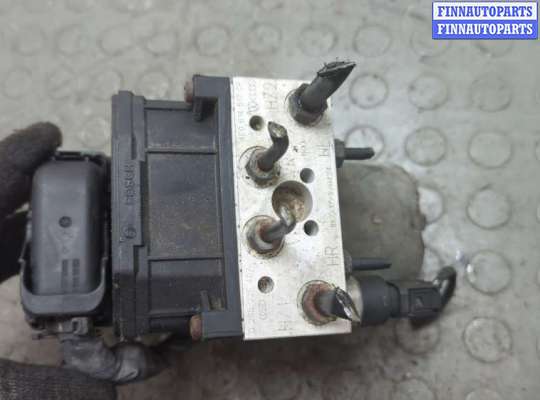 Блок ABS на Audi A8 (D3, 4E)