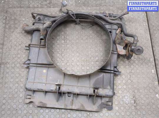 Кожух вентилятора радиатора (диффузор) VG2474838 на Volkswagen Crafter 2006-2016