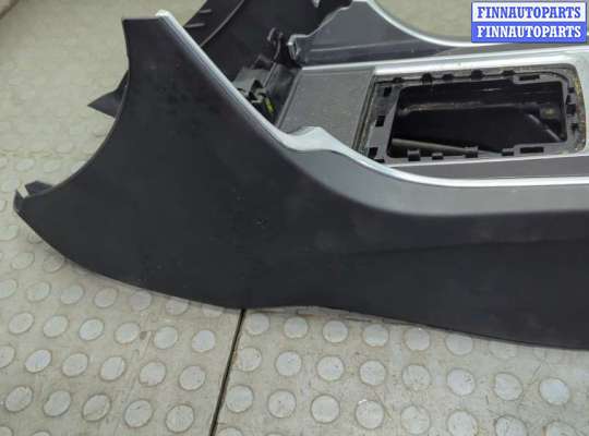 купить Разъем AUX/USB на Jaguar XE 2015-2025