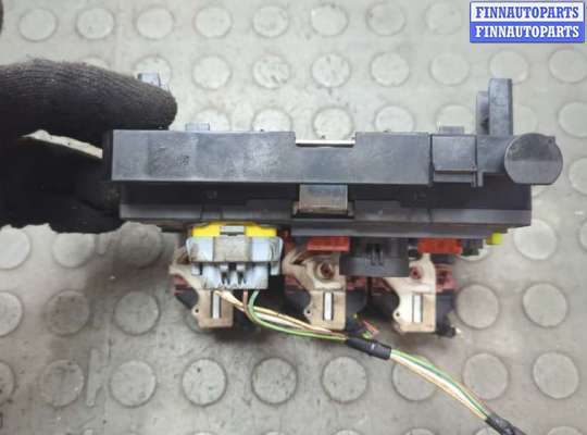 купить Блок управления BSM (Блок предохранителей) на Peugeot Partner 2012-2015