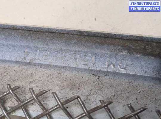 купить Решетка радиатора на Cadillac SRX 2003-2009