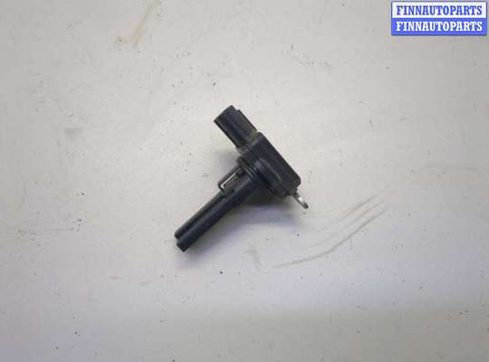 купить Измеритель потока воздуха (расходомер) на Toyota Auris E15 2006-2012