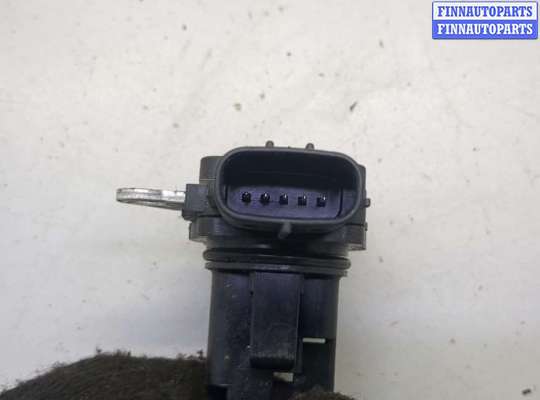 купить Измеритель потока воздуха (расходомер) на Toyota Auris E15 2006-2012