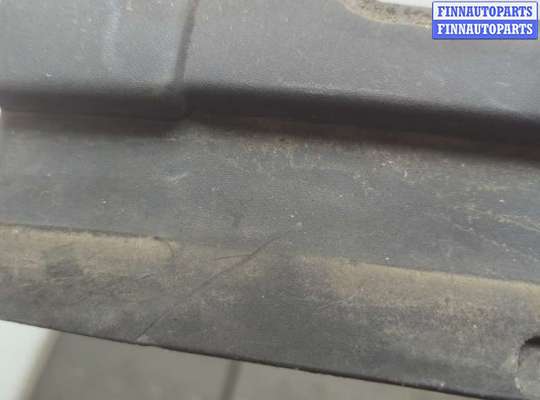 купить Жабо под дворники (дождевик) на Volkswagen Polo 1999-2001