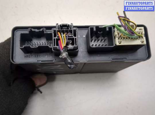 купить Блок управления бесключевого доступа на Cadillac SRX 2009-2016