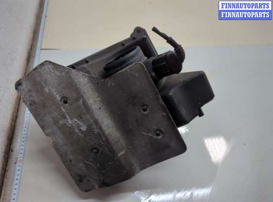 Корпус воздушного фильтра AU1753737 на Audi A4 (B7) 2004-2009