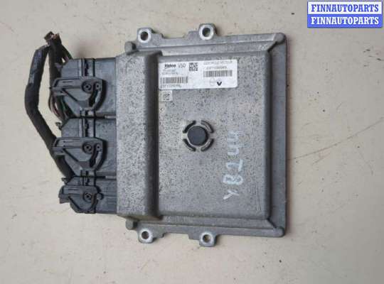 Блок управления двигателем RN1585266 на Dacia Sandero 2013-2020