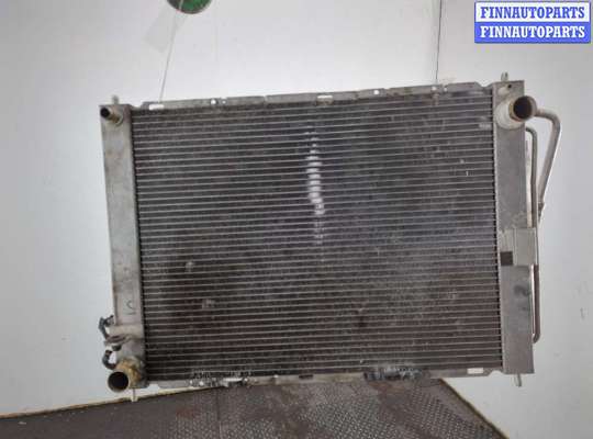 купить Радиатор охлаждения двигателя на Renault Clio 2005-2009