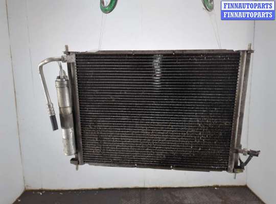 купить Радиатор охлаждения двигателя на Renault Clio 2005-2009