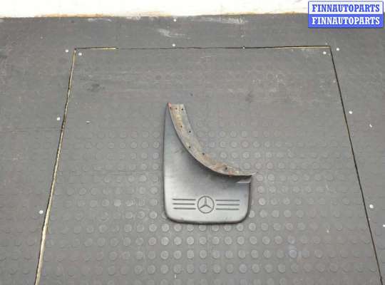 Брызговик MB1604109 на Mercedes ML W163 1997-2005