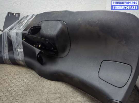 Обшивка крышки (двери) багажника JPB1204 на Jeep Cherokee 2013-2023