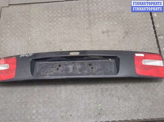 Накладка под номер (бленда) VL477420 на Volvo S40 / V40 1995-2004