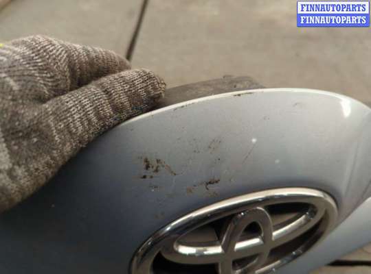 купить Решетка радиатора на Toyota Corolla Verso 2004-2009