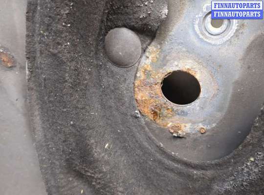 купить Решетка радиатора на Mercedes C W203 2000-2008