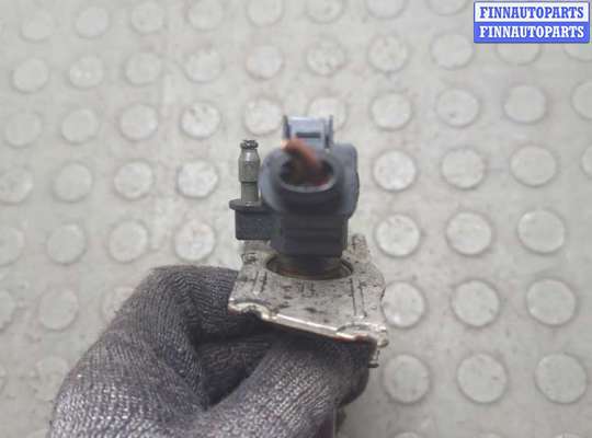 купить Форсунка топливная на Volkswagen Passat 6 2005-2010