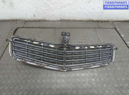 купить Решетка радиатора на Mercedes C W204 2006-2015