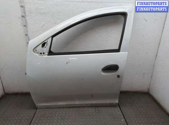 Стекло боковой двери RN1576065 на Dacia Sandero 2013-2020