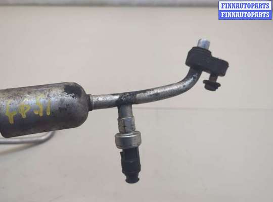 Патрубок (трубка, шланг) на Cadillac Escalade III (GMT 900)