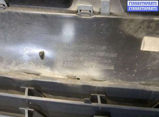 купить Решетка радиатора на Opel Zafira B 2005-2014